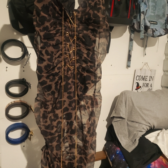 NWOT LEOPARD CHAIN DRESS FROM FASHION NOVA - Picture 7 of 7